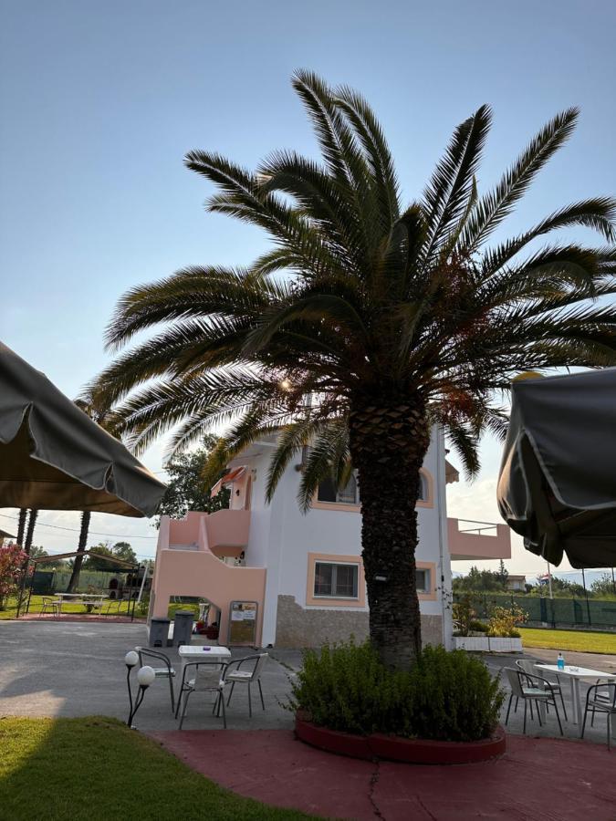 7Syn7 Aparthotel Oreoi Exterior photo